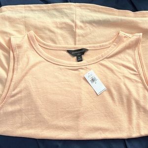 Banana Republic Tank (peach)